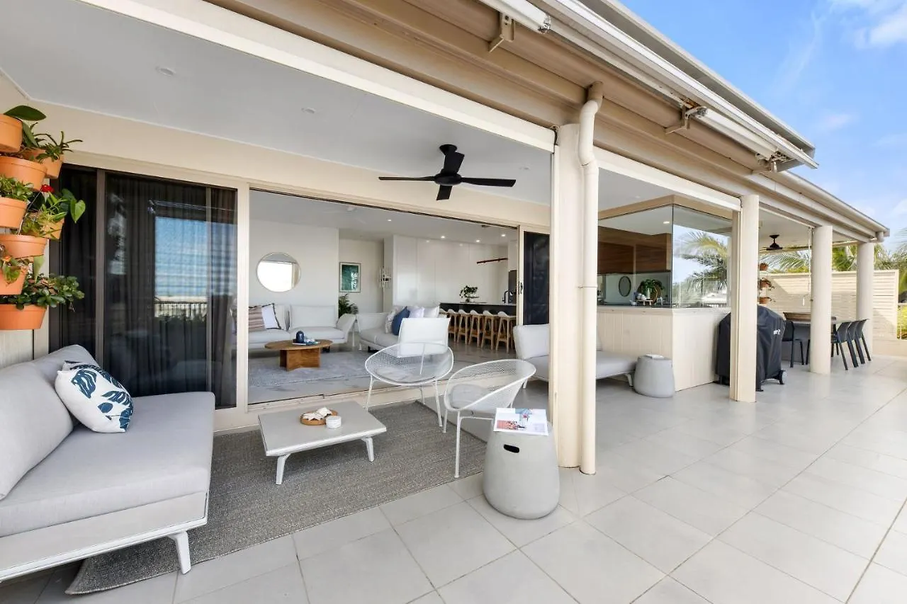 8 Nereus 2 Bedroom Stunning Apartment In The Heart Of Sunshine Beach 5 Mins To Noosa Australia