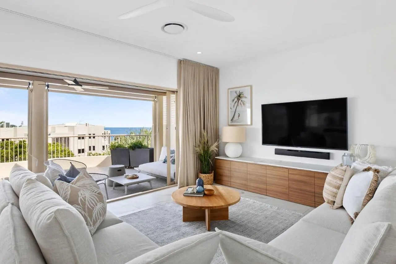 8 Nereus 2 Bedroom Stunning Apartment In The Heart Of Sunshine Beach 5 Mins To Noosa
