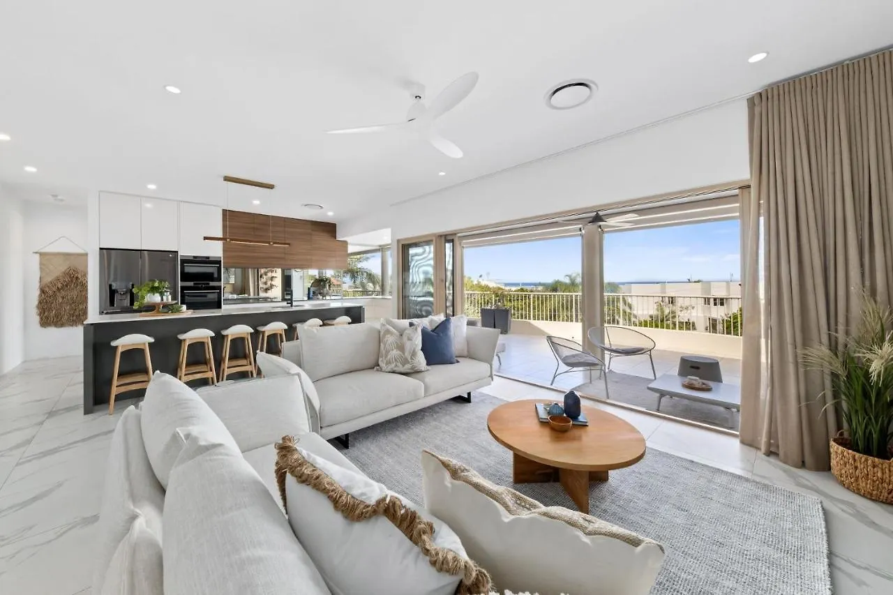 8 Nereus 2 Bedroom Stunning Apartment In The Heart Of Sunshine Beach 5 Mins To Noosa