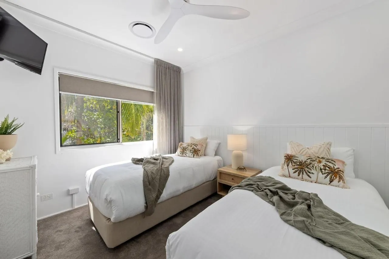 8 Nereus 2 Bedroom Stunning Apartment In The Heart Of Sunshine Beach 5 Mins To Noosa Australia